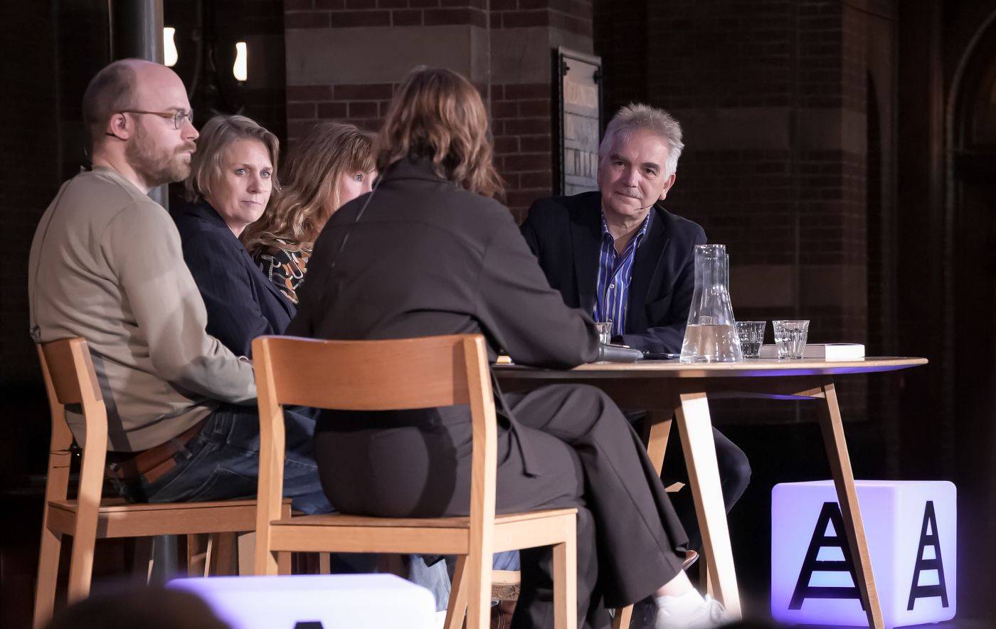 De waarheid behelst zo veel meer dan de barre feiten